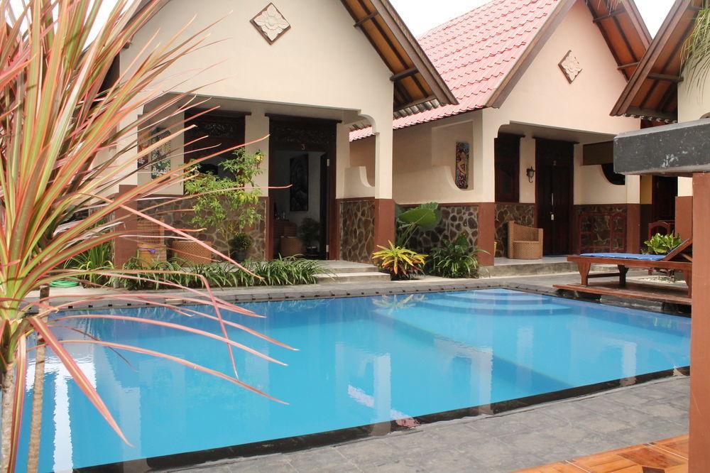 Bagaz Cottage Gili Trawangan Exterior photo