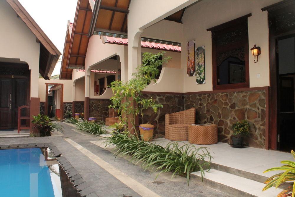 Bagaz Cottage Gili Trawangan Exterior photo